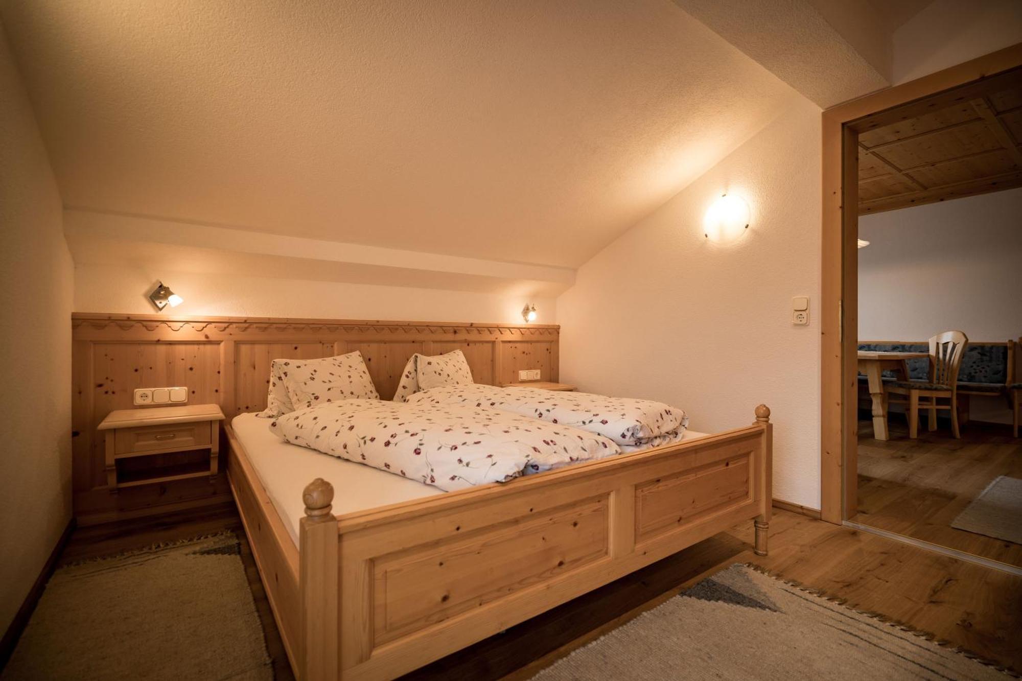 Apartmenthaus Gutwenger インナーヴィルグラーテン エクステリア 写真